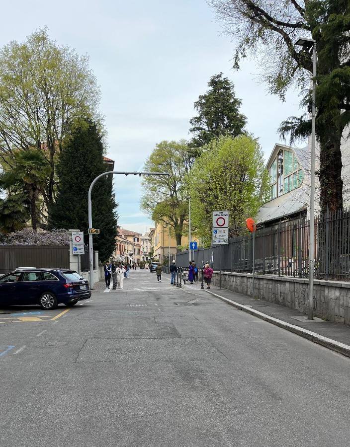 Bilocale In Centro - 10Km Da Malpensa Lägenhet Gallarate Exteriör bild